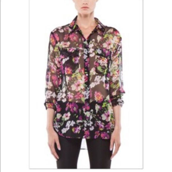 Equipment Tops - Equipment silk blouse